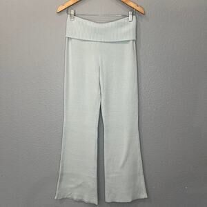 Moon & Madison pants in a dreamy mint color XS
